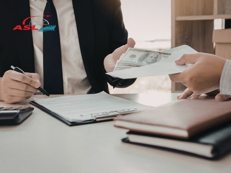 Cập nhật báo giá dịch vụ khai hải quan hàng gia công minh bạch, phù hợp doanh nghiệp.