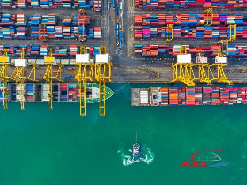 Vận chuyển đường biển qua cảng Chu Lai phục vụ xuất khẩu hàng hóa khu vực miền Trung.