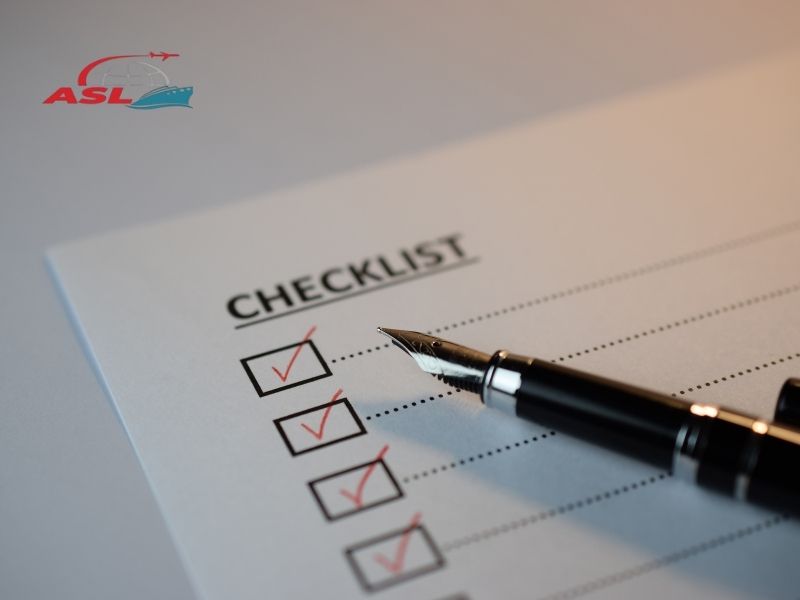 Checklist hồ sơ hàng gia công giúp doanh nghiệp không bỏ sót chứng từ quan trọng.