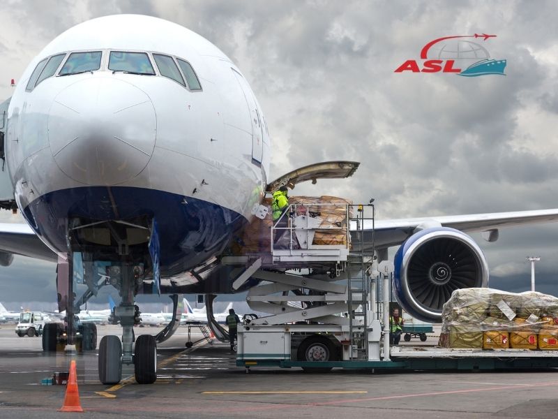 Tổng hợp các loại hàng hóa phù hợp vận chuyển bằng đường hàng không đi quốc tế.