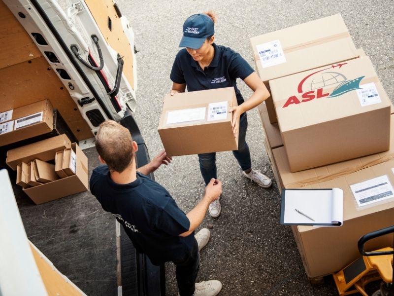 Giải pháp kết hợp kho bãi và Door To Door giúp tối ưu chuỗi cung ứng.