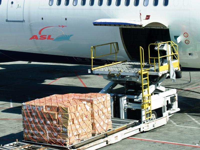 Chia sẻ kinh nghiệm làm hàng air cargo quốc tế và các lưu ý trong vận tải hàng không.