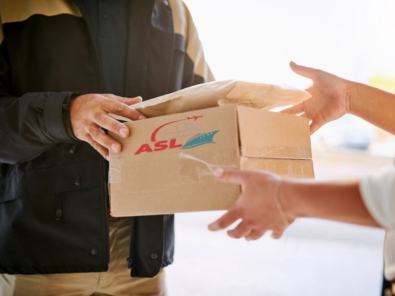 Dịch vụ logistics Door To Door nội địa giúp doanh nghiệp tối ưu vận hành và giao hàng toàn quốc.