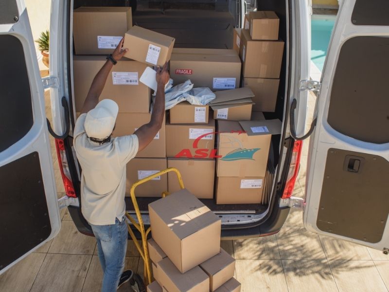 Giải pháp logistics nội địa và Door To Door cho doanh nghiệp toàn quốc.