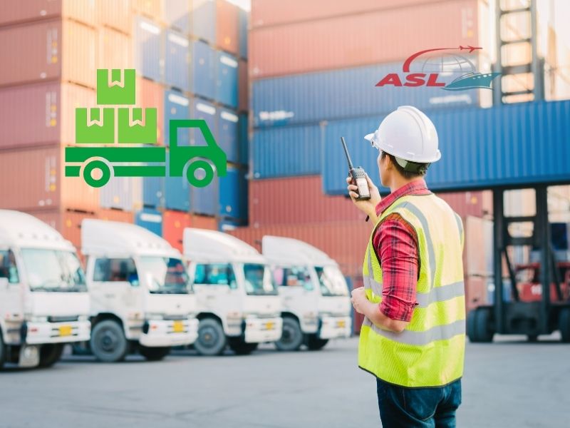 Chuyên gia phân tích xu hướng logistics xanh và tác động đến chuỗi cung ứng toàn cầu.
