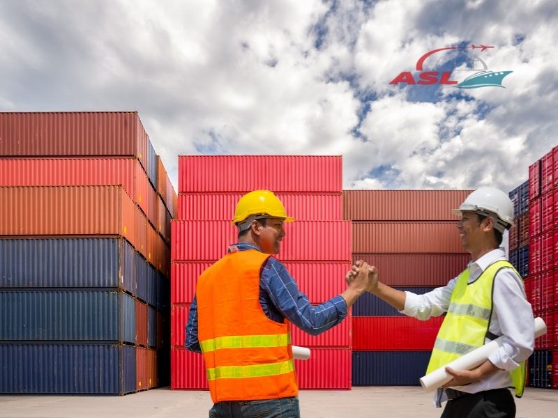 Tổng hợp những sai lầm phổ biến trong xuất nhập khẩu và cách hạn chế rủi ro cho doanh nghiệp.