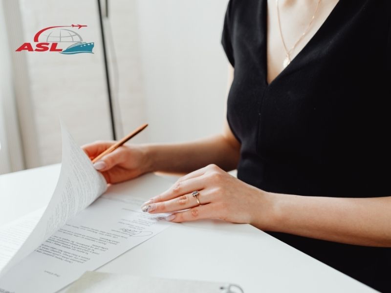 Hướng dẫn thủ tục vận chuyển đường biển đi quốc tế đầy đủ và đúng quy định.