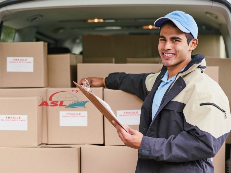 Dịch vụ vận chuyển hàng lẻ Door To Door phù hợp doanh nghiệp và shop online.
