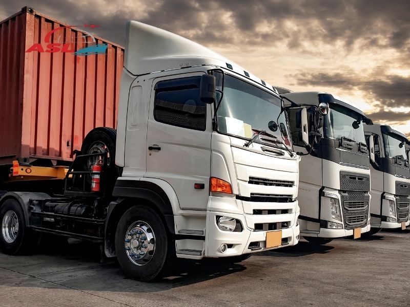 Dịch vụ vận chuyển hàng xuất nhập khẩu tại Lạng Sơn, hỗ trợ nhanh tại cửa khẩu quốc tế.